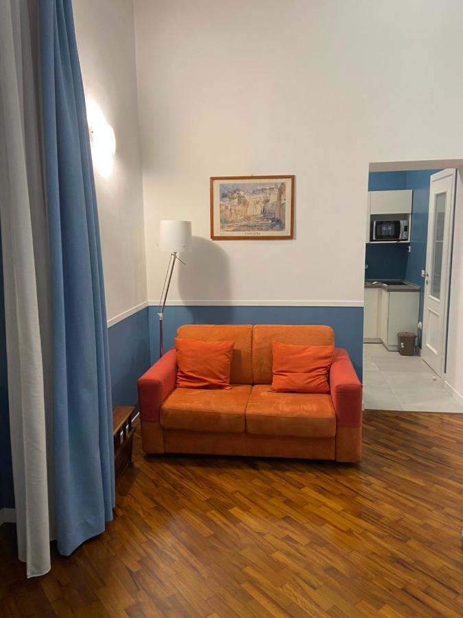 Panto' Apartment 2 Steps To Toledo Street Наполи Екстериор снимка